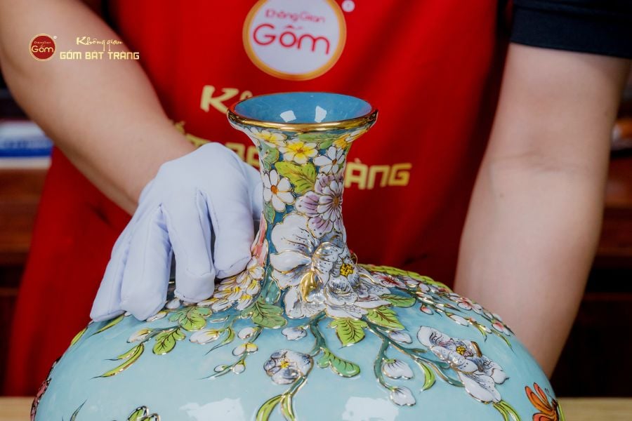 Bình Hút Lộc Ngàn Hoa Cổ Dài Vẽ Vàng