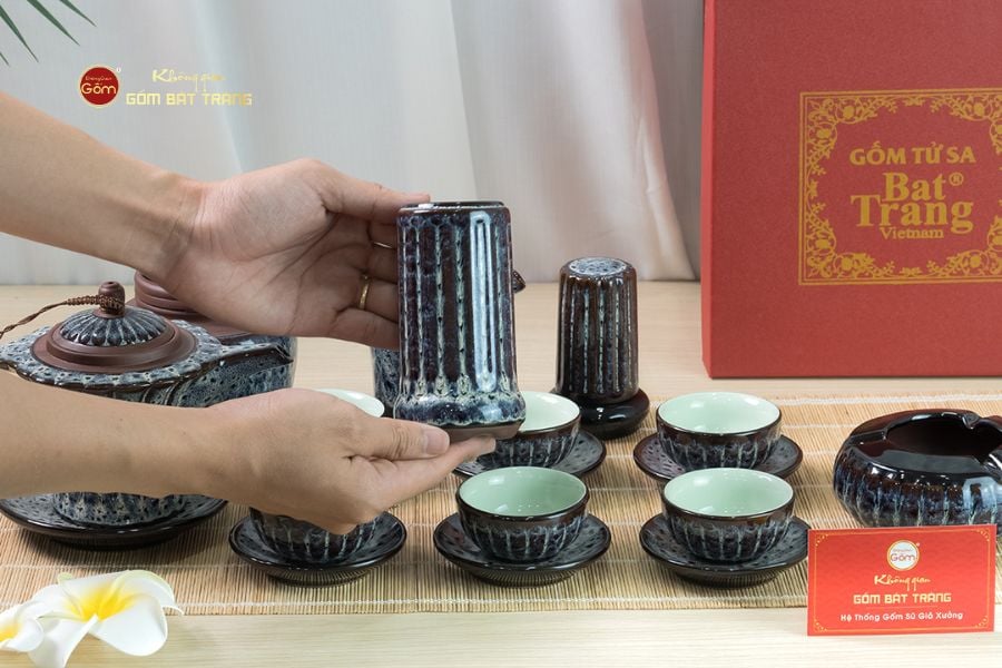 Bộ Ấm Chén Ấm Cao Múi Hoa