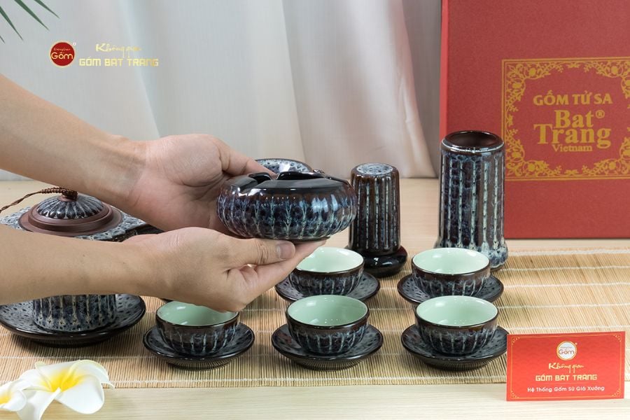 Bộ Ấm Chén Ấm Cao Múi Hoa