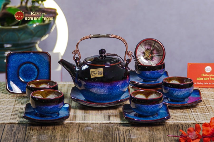 Bộ Ấm Chén Bưởi Xanh Men Hỏa Biến Lòng Hoa