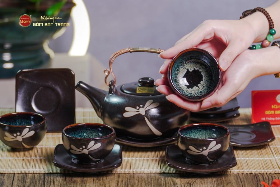 Bộ Ấm Chén Giang Tây Men Hỏa Biến Chuồn Chuồn