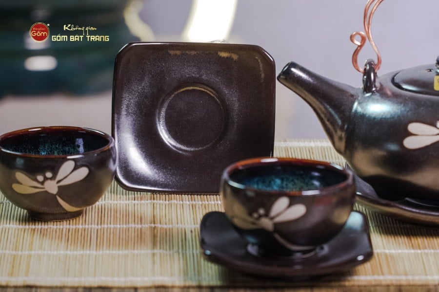 Bộ Ấm Chén Giang Tây Men Hỏa Biến Chuồn Chuồn