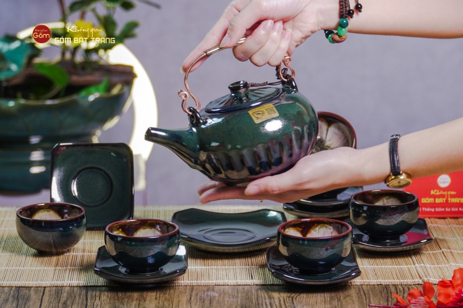 Bộ Ấm Chén Giang Tây Men Hỏa Biến Múi Ngọc Thỏ
