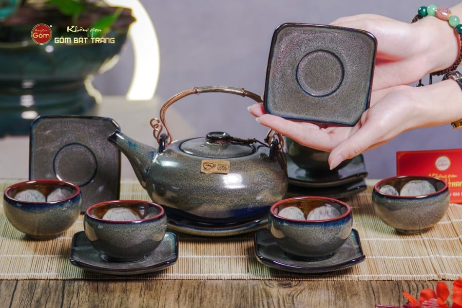 Bộ Ấm Chén Giang Tây Men Hỏa Biến Rêu Lòng Hoa