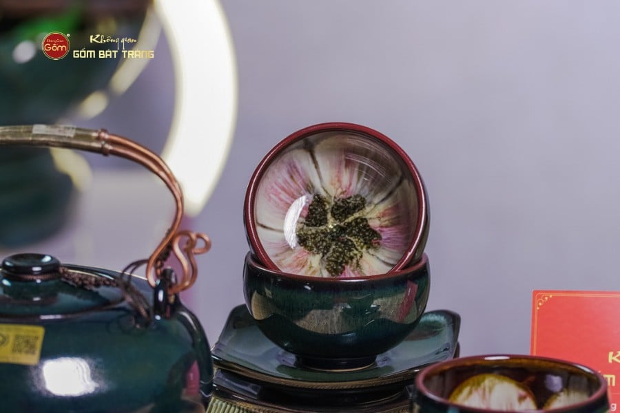 Bộ Ấm Chén Giang Tây Men Xanh Ngọc Hỏa Biến Lòng Hoa