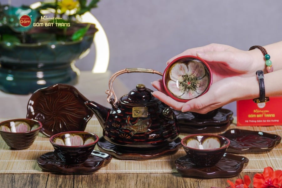 Bộ Ấm Chén Hỏa Biến Nâu