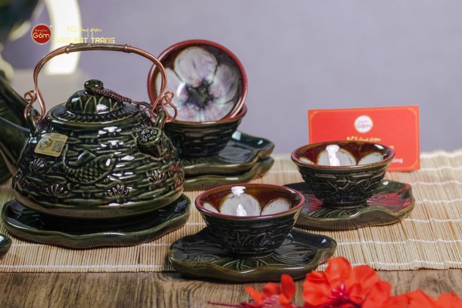 Bộ Ấm Chén Hỏa Biến Xanh Sen Cá
