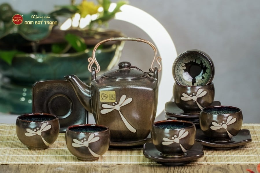 Bộ Ấm Chén Men Hỏa Biến Chuồn Chuồn Dáng Vuông