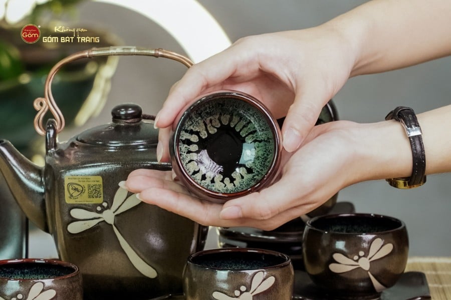 Bộ Ấm Chén Men Hỏa Biến Chuồn Chuồn Dáng Vuông