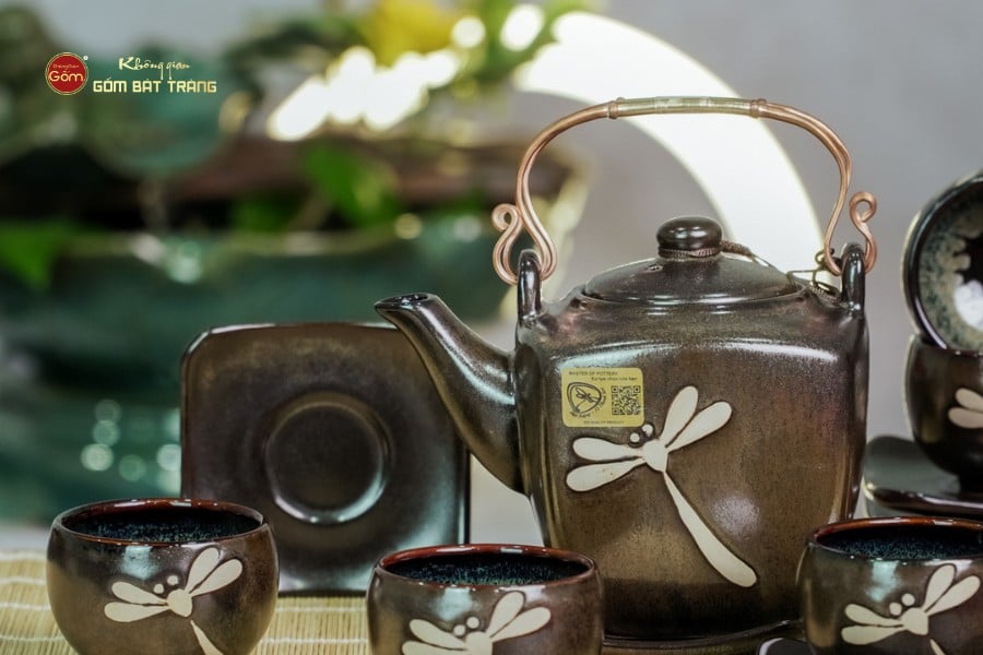 Bộ Ấm Chén Men Hỏa Biến Chuồn Chuồn Dáng Vuông