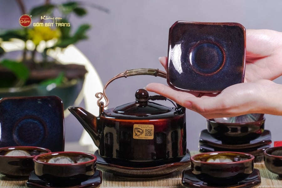 Bộ Ấm Chén Men Hỏa Biến Nâu Đen Ba Chân