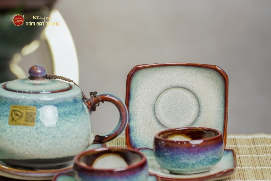 Bộ Ấm Chén Men Hỏa Biến Phấn Hồng