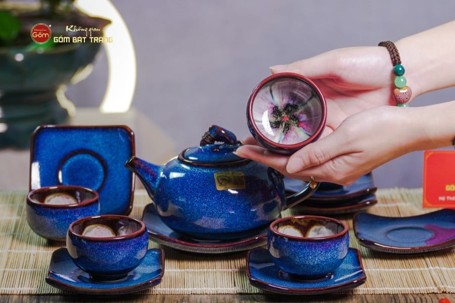 Bộ Ấm Chén Men Hỏa Biến Xanh Quả Hồng