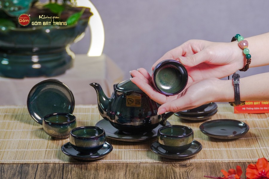 Bộ Ấm Chén Men Hỏa Biến Xanh Rêu Sen Ngọc Thỏ