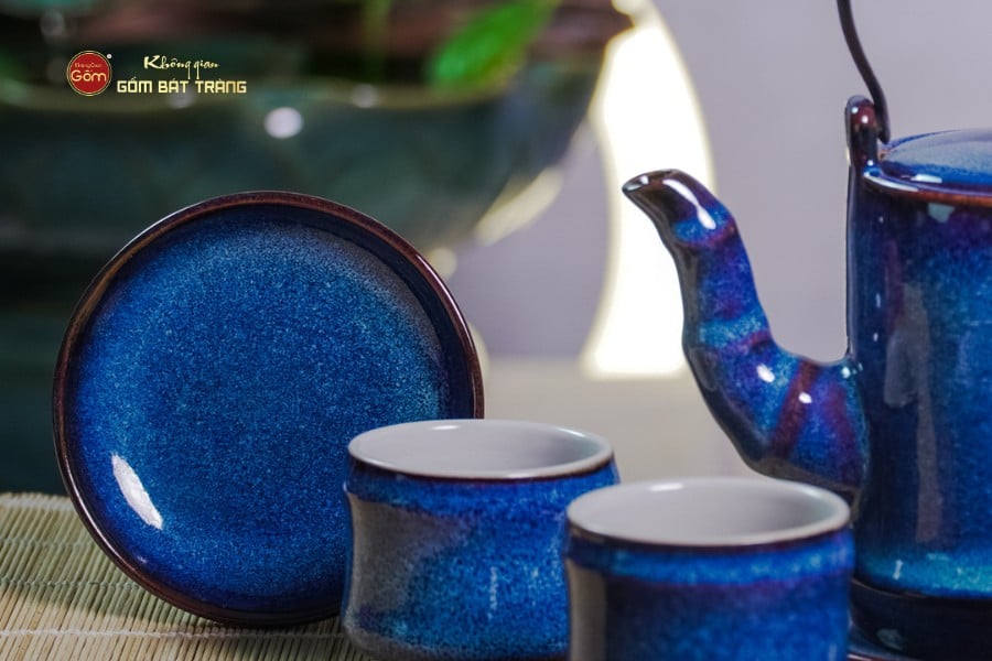 Bộ Ấm Chén Men Xanh Hỏa Biến Đốt Trúc Lòng Trắng
