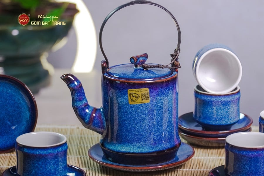 Bộ Ấm Chén Men Xanh Hỏa Biến Đốt Trúc Lòng Trắng