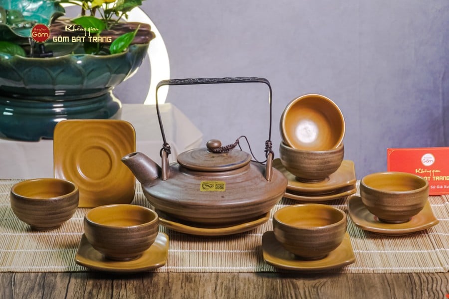 Bộ Ấm Chén Rêu Đá Dáng Đĩa Bay