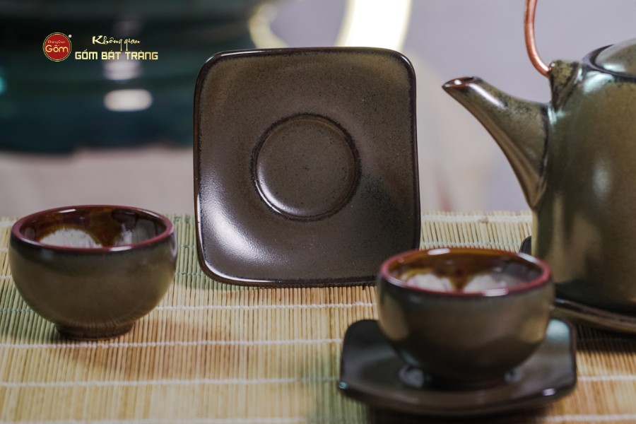 Bộ Ấm Chén Siêu Men Hỏa Biến Xanh Ngọc Lòng Hoa