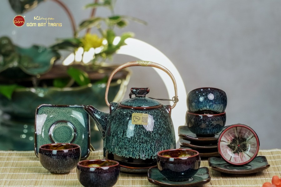 Bộ Ấm Chén Siêu Rêu Hỏa Biến Lòng Hoa