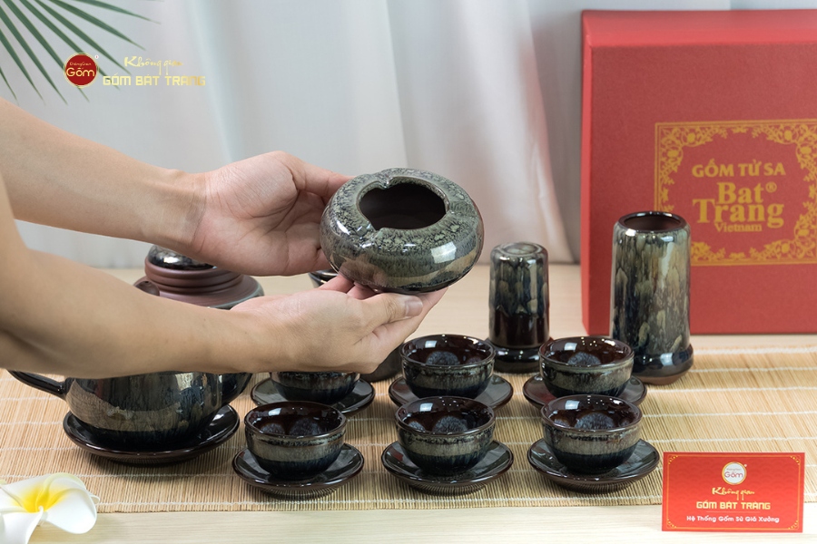 Bộ Ấm Chén Tròn Men Hỏa Biến Ngọc Thạch