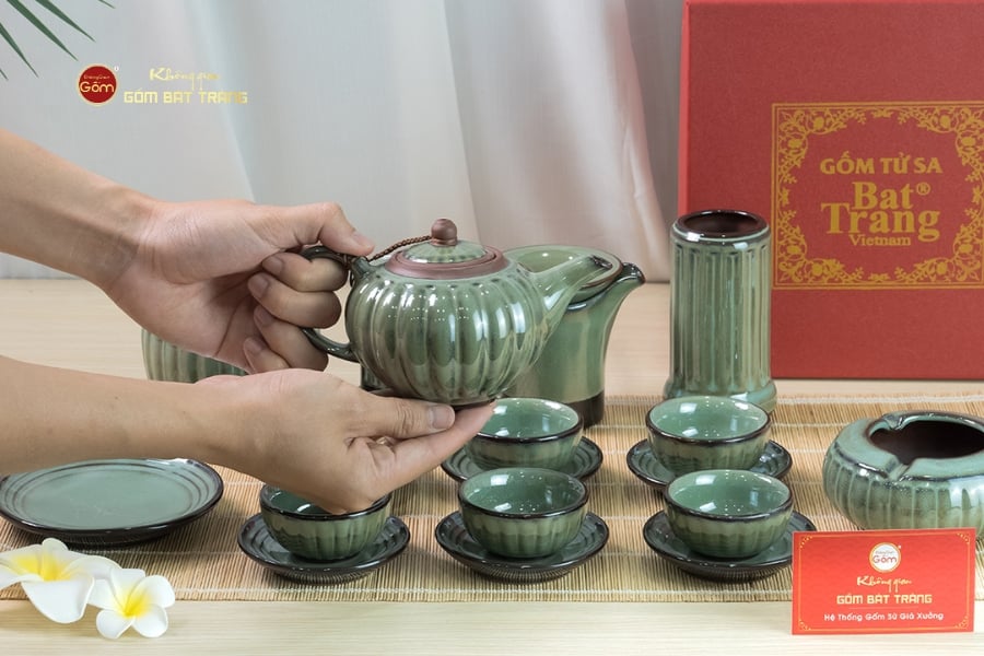 Bộ Ấm Chén Tròn Múi Xanh Ngọc