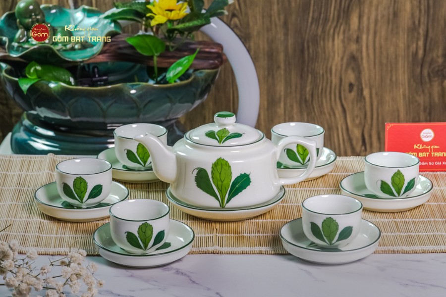Bộ Ấm Chén Vai Vu