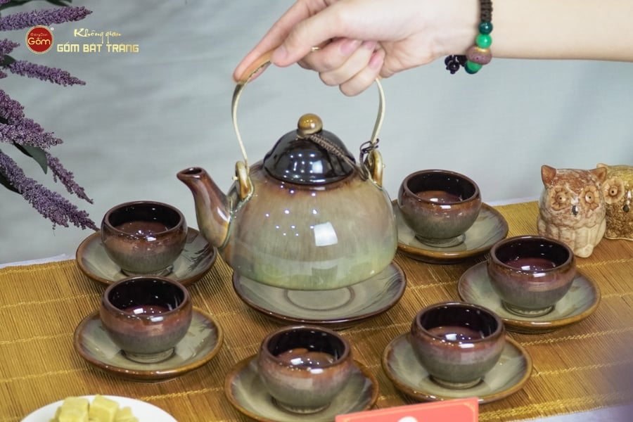 Bộ Ấm Trà Chuông Gấm Xoáy Men Hỏa Biến