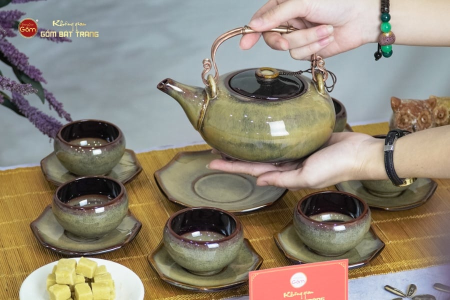 Bộ Ấm Trà Giang Tây Gấm Hoa Men Hỏa Biến