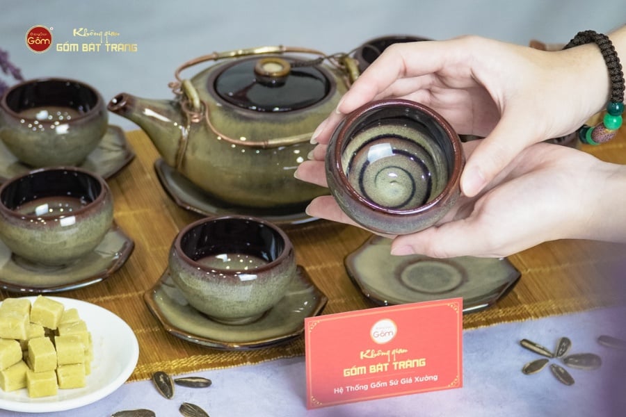 Bộ Ấm Trà Giang Tây Gấm Hoa Men Hỏa Biến