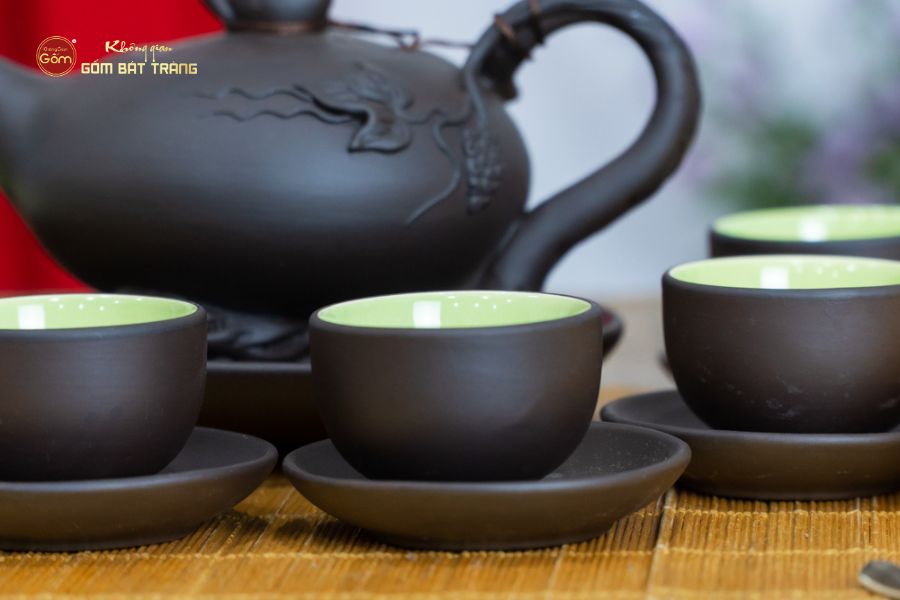 Bộ Ấm Trà Tử Sa Ba Chân Đắp Hoa