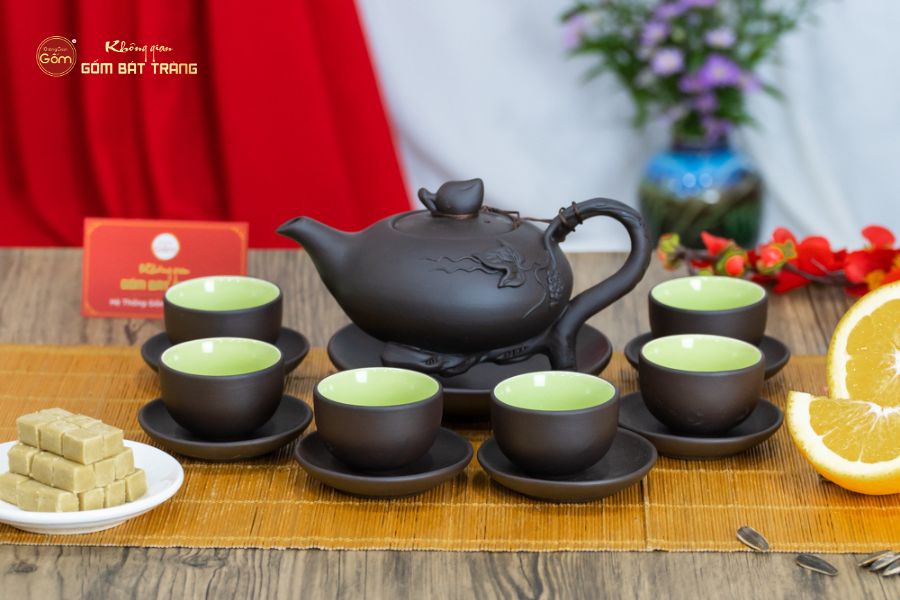 Bộ Ấm Trà Tử Sa Ba Chân Đắp Hoa