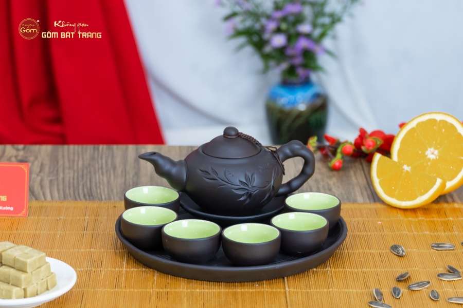 Bộ Ấm Trà Tử Sa Đắp Nổi Hoa Mai