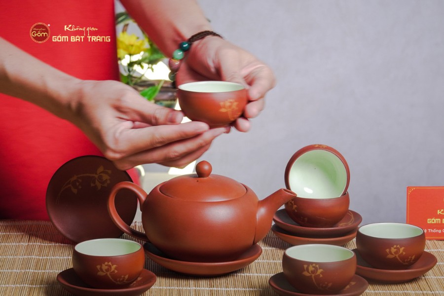 Bộ Ấm Trà Tử Sa Đỏ Son Sen Vàng