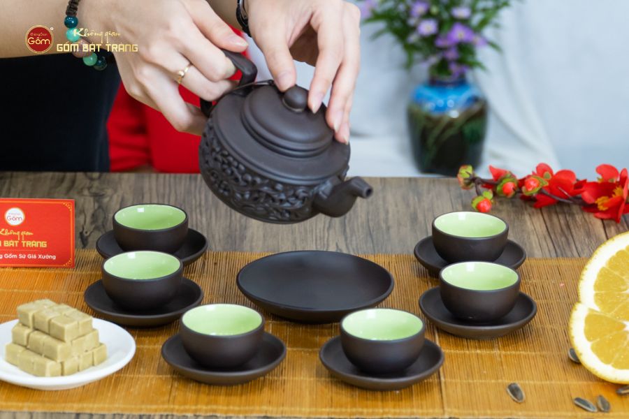 Bộ Ấm Trà Tử Sa Hoa Dây Đắp Nổi
