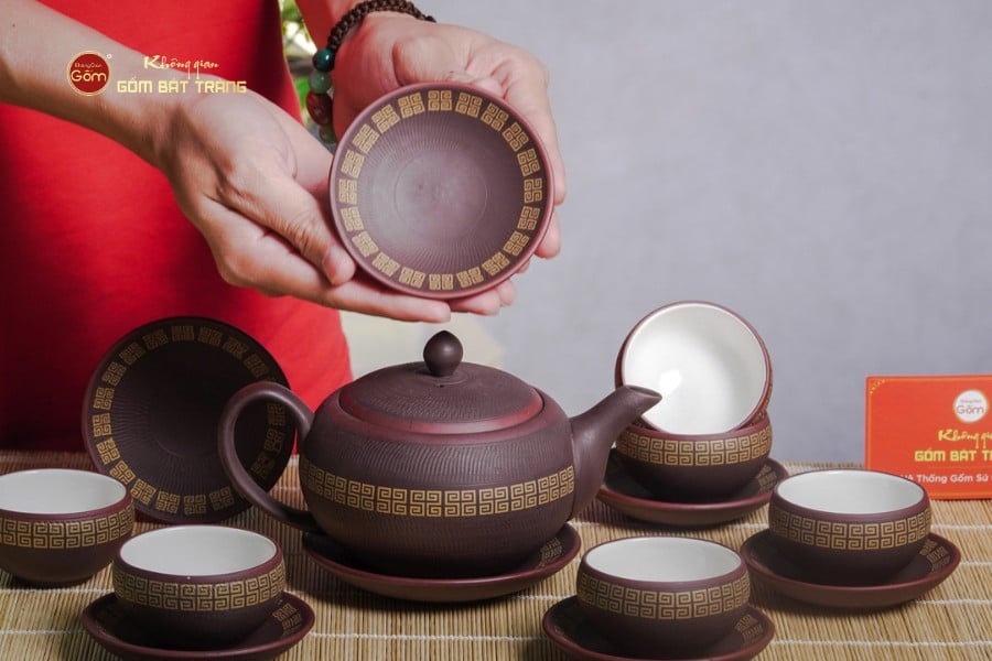 Bộ Ấm Trà Tử Sa Nâu Viền Vàng