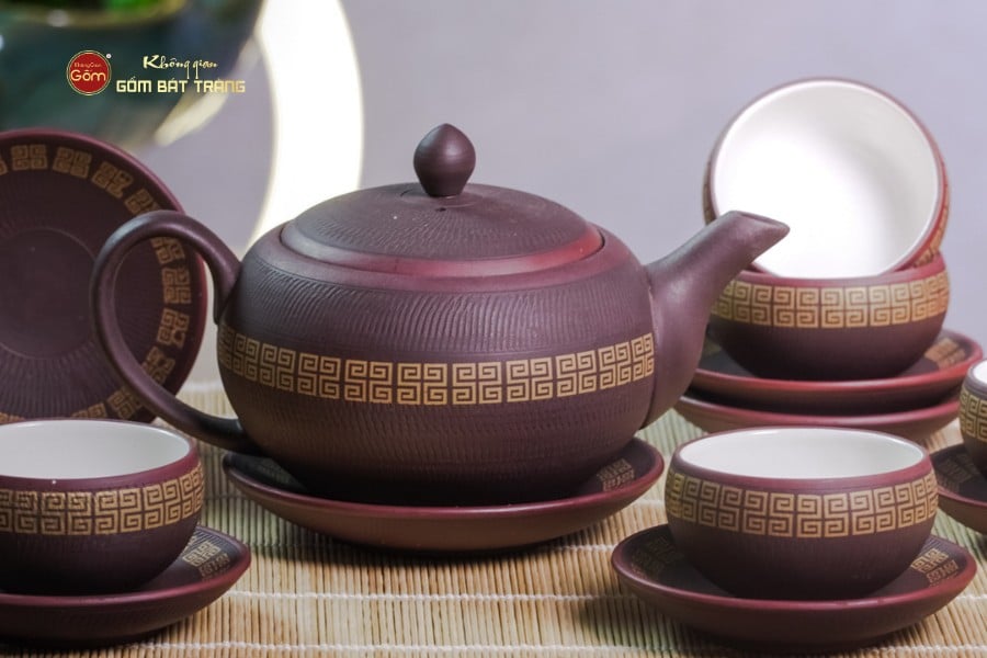 Bộ Ấm Trà Tử Sa Nâu Viền Vàng