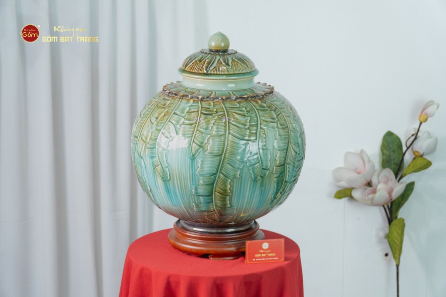 Chum Ngâm Rượu Đắp Nổi Họa Tiết Lá Chuối