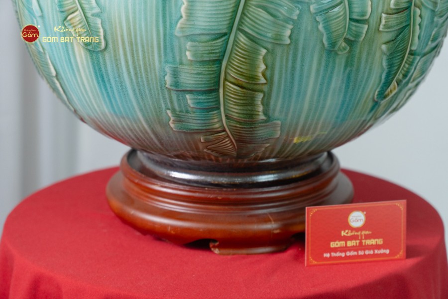 Chum Ngâm Rượu Đắp Nổi Họa Tiết Lá Chuối