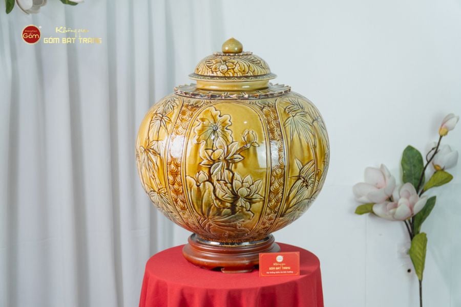 Chum Ngâm Rượu Men Hoàng Thổ Họa Tiết Hoa Sen Trúc
