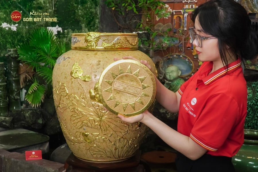 Chum Sành Cá Chép Vượt Vũ Môn Kim Sa Chạm Nổi Dát Vàng