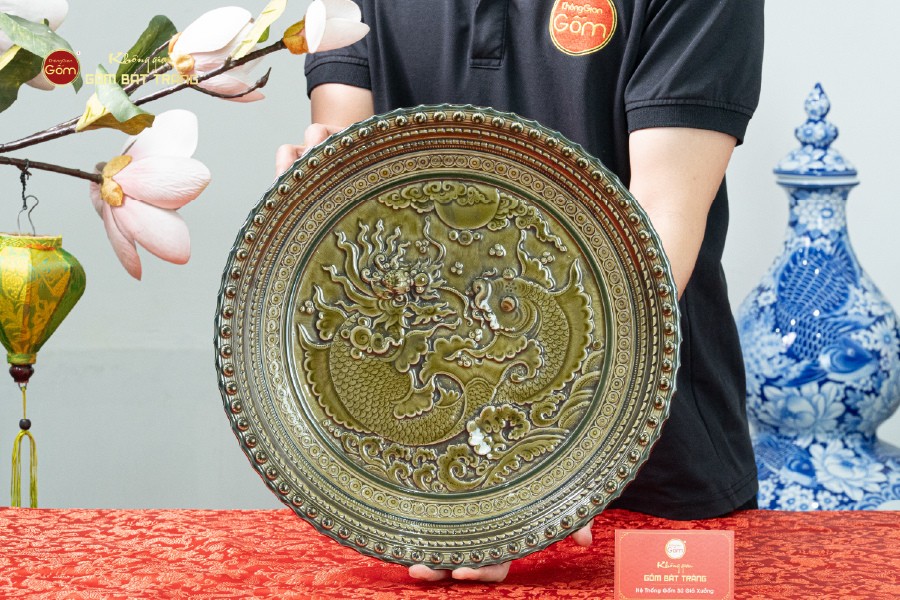 Đĩa Trưng Bày Đắp Nổi Cá Chép Hóa Rồng