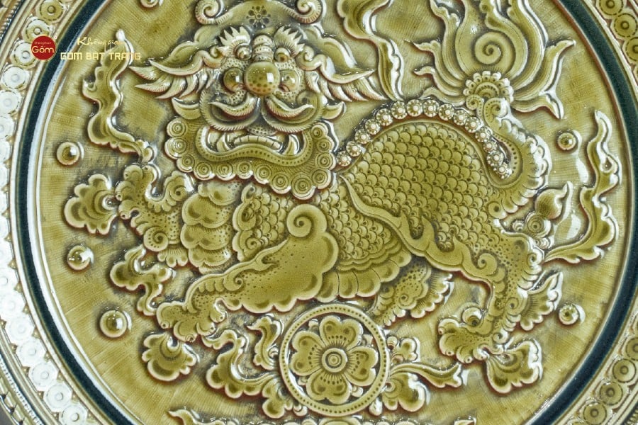 Đĩa Trưng Bày Đắp Nổi Long Vân Quy Phụng