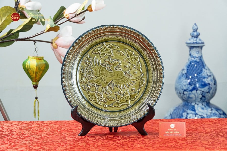Đĩa Trưng Bày Đắp Nổi Phượng Hoàng Tung Cánh