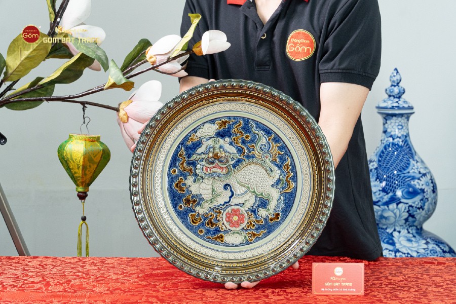 Đĩa Trưng Bày Đắp Nổi Vẽ Màu Lân Quy Phụng