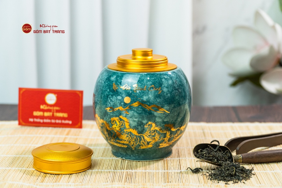 Hũ Đựng Trà Men Lam Mã Đáo Thành Công Vẽ Vàng
