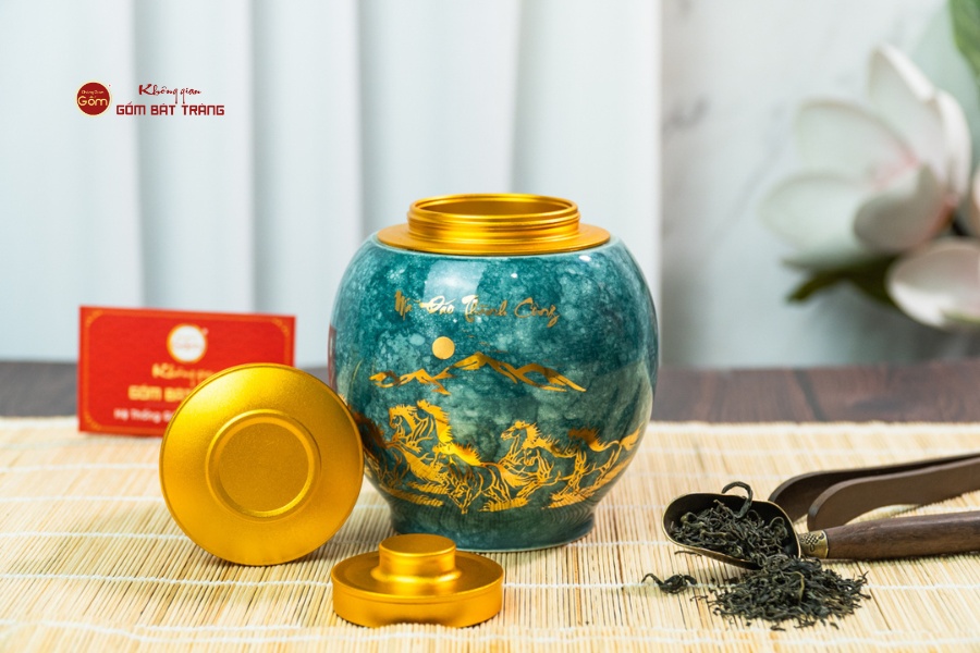 Hũ Đựng Trà Men Lam Mã Đáo Thành Công Vẽ Vàng