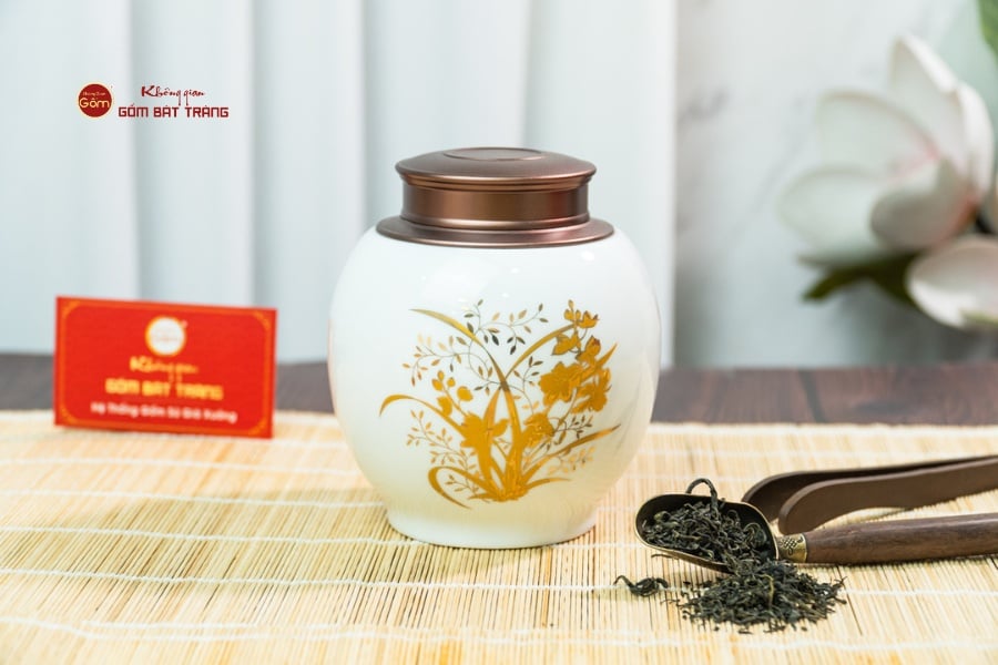 Hũ Đựng Trà Men Trắng Họa Tiết Hoa Vẽ Vàng
