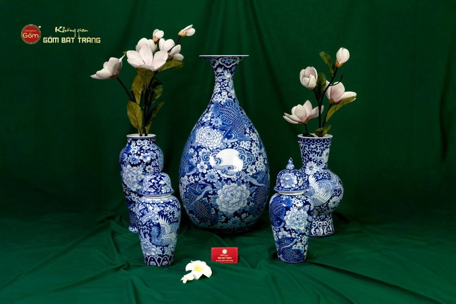 Lọ hoa vẽ  tay cao cấp