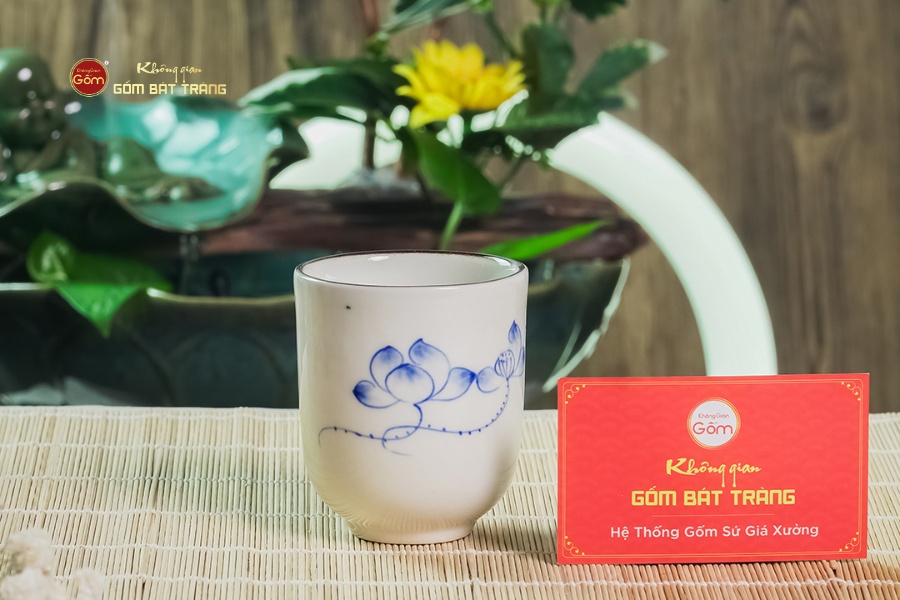 Cốc Uống Trà Dáng Thon Họa Tiết Hoa Sen