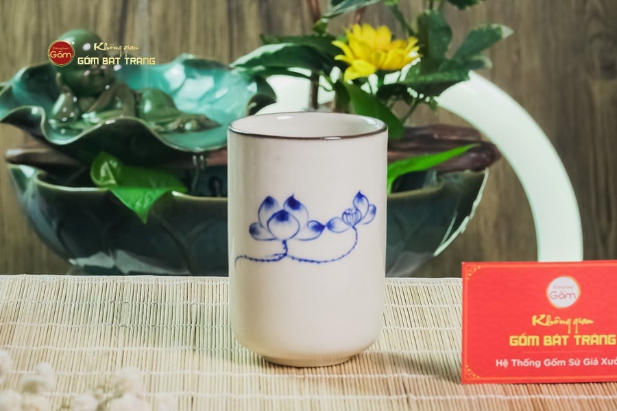 Cốc Uống Trà Dáng Trụ Họa Tiết Hoa Sen